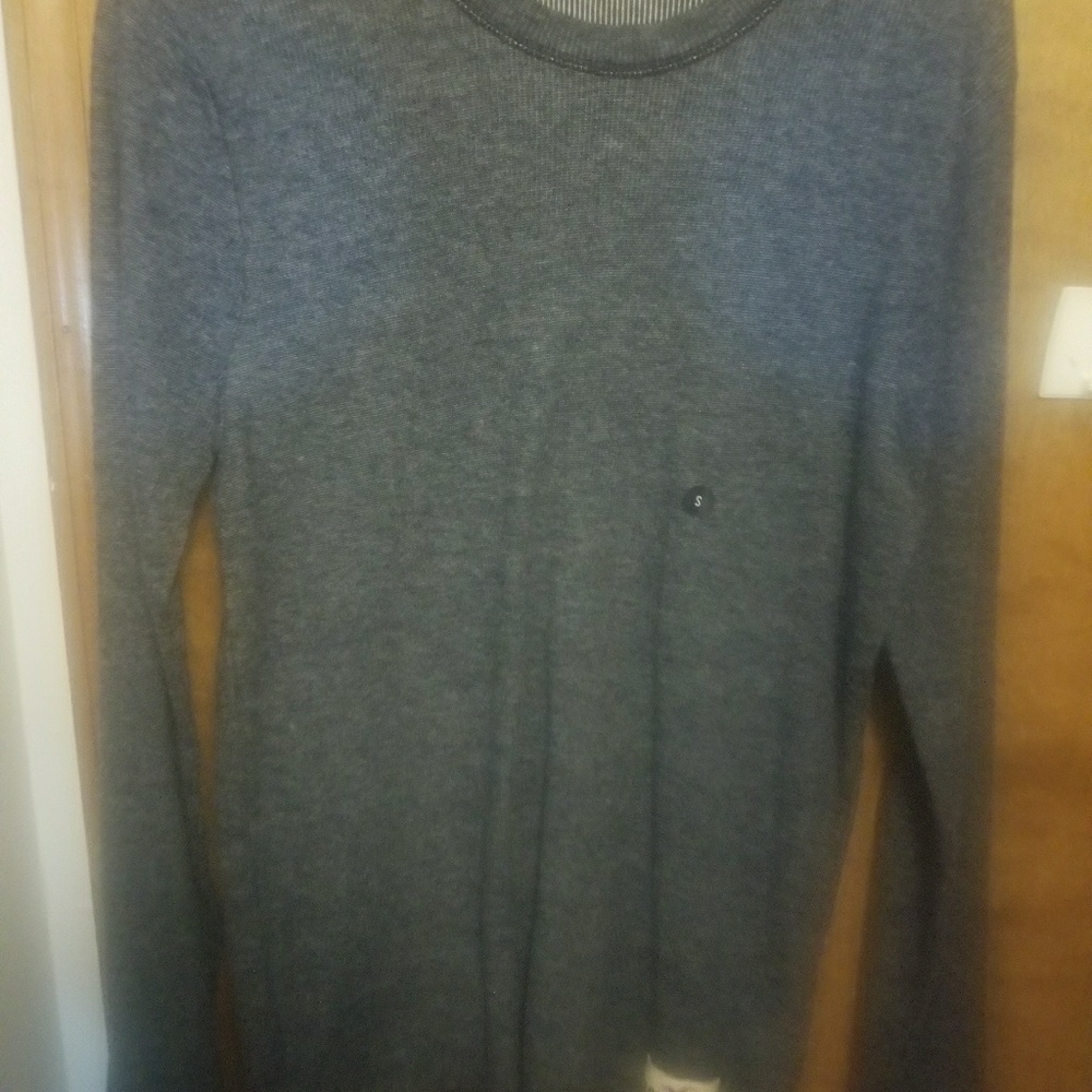 NWOT Long sleeve hollister shirt
